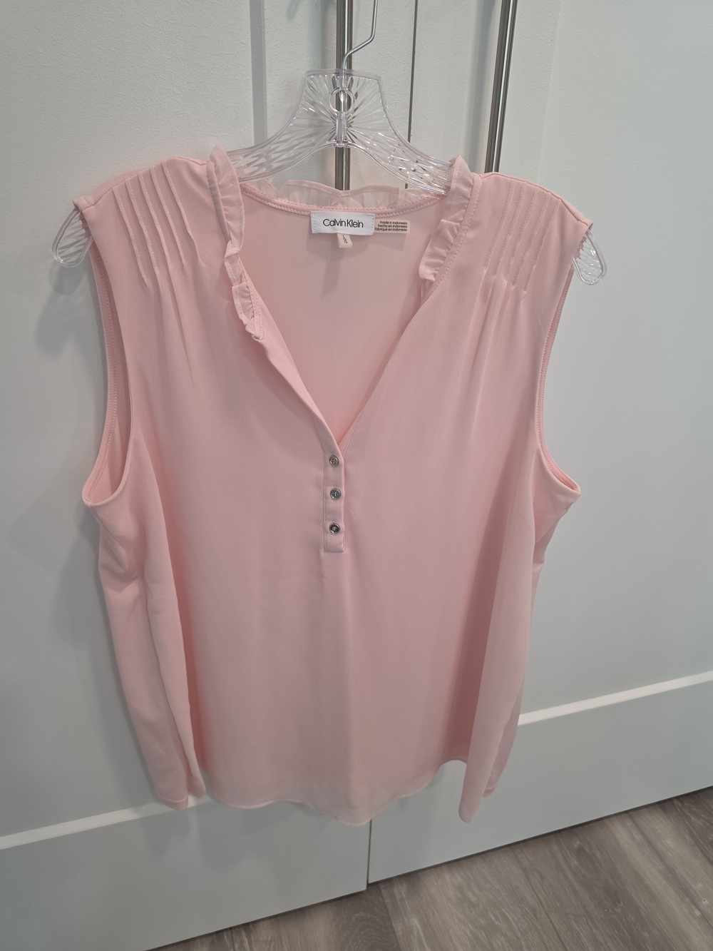 Calvin Klein Soft Pink Sleeveless Ruffle Pleat Henley Top Size L
